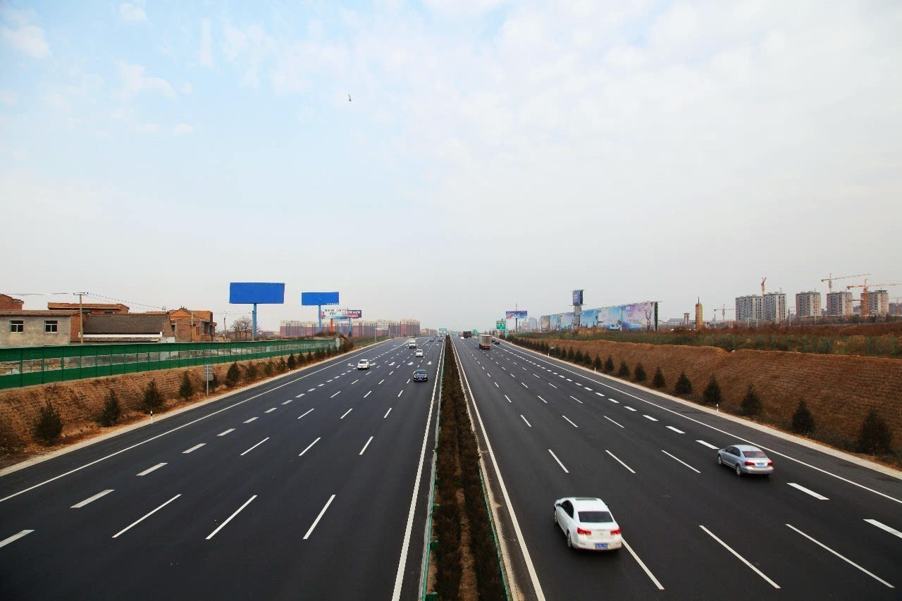 西安市臨潼區(qū)秦漢大道（108 國道以西）道路施工項目D1標、D2標